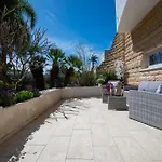Pink Moon Private Luxury Secluded Garden 5 Bedroom 4 En Bathrooms With Private Pool Cat 6 Wifi Close To Villa *