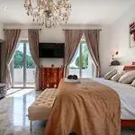 Pink Moon Private Luxury Secluded Garden 5 Bedroom 4 En Bathrooms With Private Pool Cat 6 Wifi Close To * Fontane Bianche